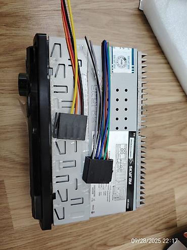 mikrofon almaq: Skyray SR-9008 avtomobil maqnitolası. Yenidir. Vhatsappla əlaəq — 2
