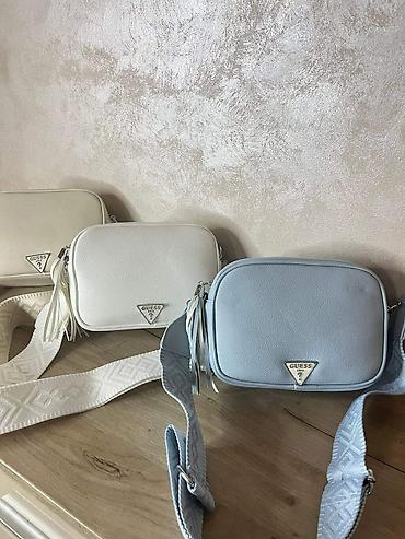 monine torbice: Guess ženske torbice – crossbody i ručne varijante prva kopija. - — 8
