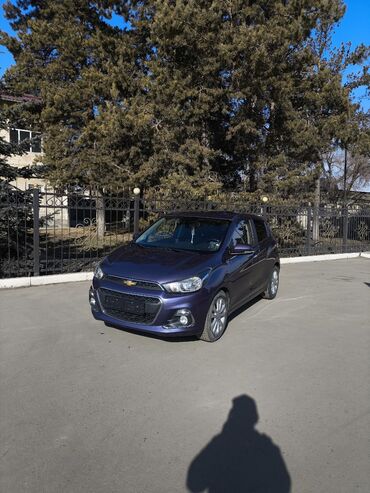 Chevrolet: Chevrolet Spark: 2015 г., 1 л, Вариатор, Бензин, Хэтчбэк