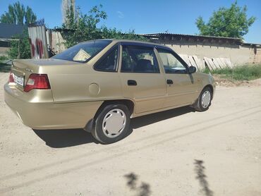 Daewoo: Daewoo Nexia: 2011 г., 1.5 л, Механика, Бензин, Седан
