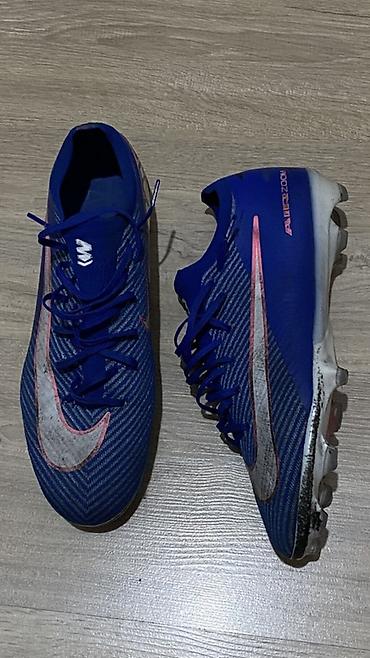 Бутсы: Nike Mercurial Air Zoom – профессиональные футбольные бутсы. По цене — 6