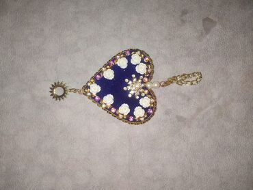 няни и домработницы в баку: Кулон