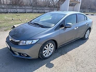 8: Honda Civic: 2012 г., 1.8 л, Автомат, Бензин, Седан — 5