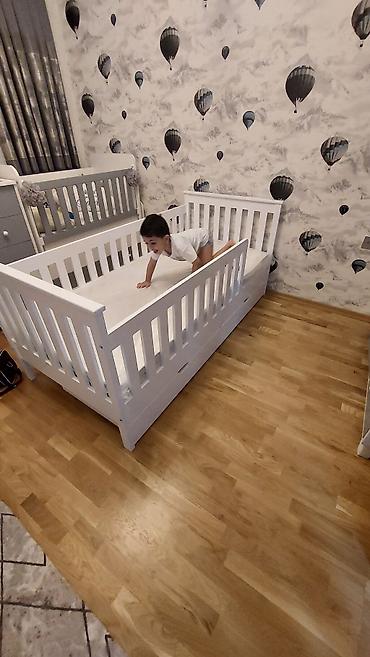 interyer: Oğlan və qız üçün, Yeni, Çarpayı, Bazalı, Matras ilə, Siyirməli — 2