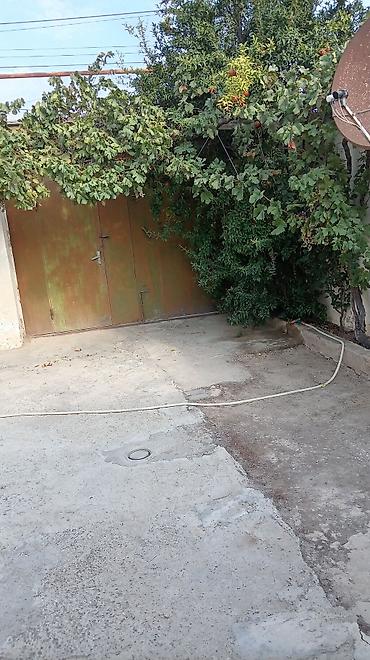Həyət evləri və villaların satışı: 4 otaqlı, 101 kv. m, Kredit yoxdur, Orta təmir — 1