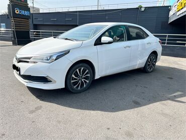 срочная продажа авто по низким ценам: Toyota Corolla: 2018 г., 1.8 л, Автоматические, Гибрид, Седан