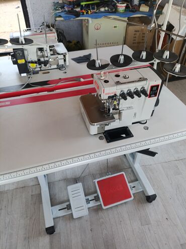 промышленная швейная машинка: Швейная машина Jack, Оверлок, Полуавтомат