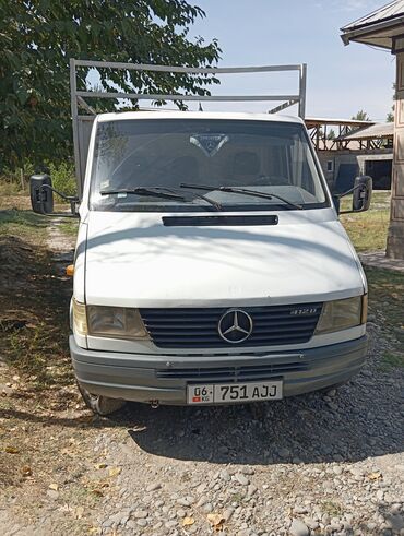 домкрат от спринтера: Жеңил жүк ташуучу унаа, Mercedes-Benz, Стандарт