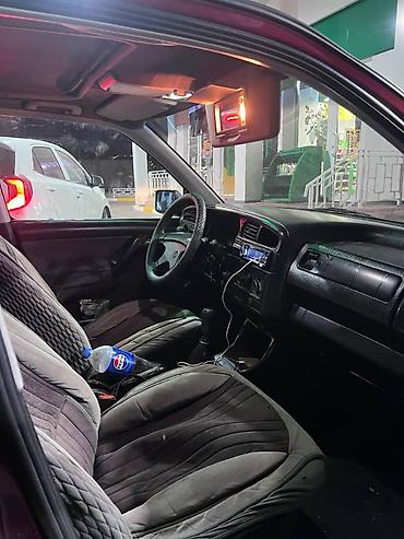 машына вента: Volkswagen Vento: 1992 г., 1.8 л, Механика, Бензин, Седан — 4