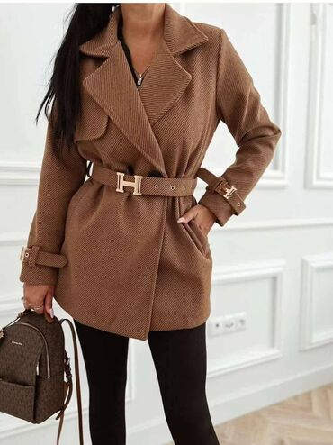 Kaputi: Ženski strukirani kaput s pojasom - Model do sredine butina, sa — 1