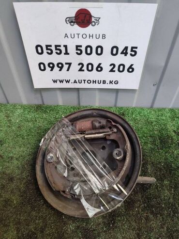 Другие детали салона: Механизм ручного тормоза Nissan March K11 1.0 2001 (б/у)