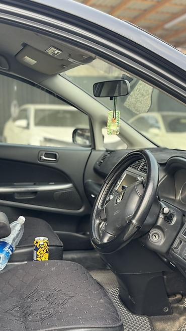 Honda: Honda Stream: 2004 г., 2 л, Автомат, Бензин, Универсал — 5