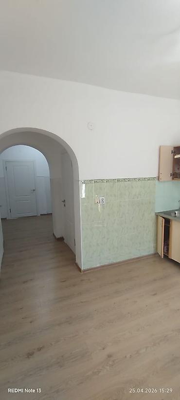 Продажа коттеджей и домов: Срочно Срочно ПРОДАЮ 🔥🔥🔥 добротный мансардный 🏡 ДОМ в ж/м Ак Орго📍 4 — 12