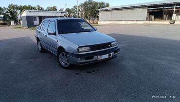 Volkswagen: Volkswagen Vento: 1994 г., 1.8 л, Механика, Бензин, Седан