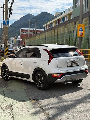 kia rio 2: Kia Niro: 2022 г., Кроссовер — 5