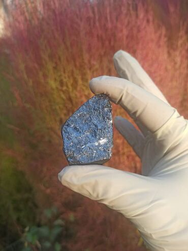 Digər kolleksiyalar: 💎 Təbii Terahertz (Silisyum) daşı😍 Qiymət👉🏻 ölçüsünə görə dəyişir ( 15 — 6