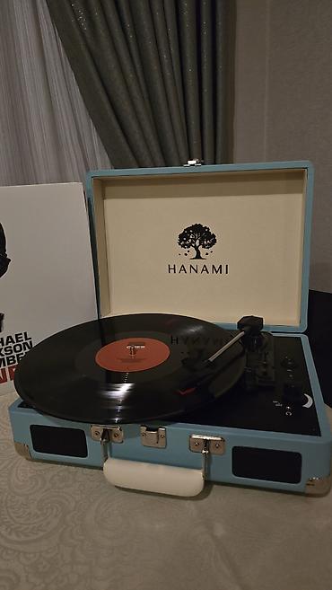 blu ray disk: HANAMI portativ vinil pleyer (çuval tipli, mavi) Xüsusiyyətlər: - — 1