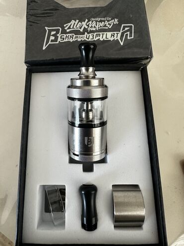 elektron qalyan: Berserker v3 mini. Orjinaldir. Atomizer yeni kimidir. Atomayzer en