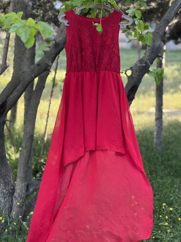 детские длинные платья: Qırmızı zərif paltar - Model: önü qısa, arxası uzun (high-low) kəsim