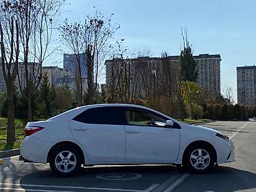 2014: Toyota Corolla: 2014 г., 1.8 л, Автомат, Бензин, Седан — 4