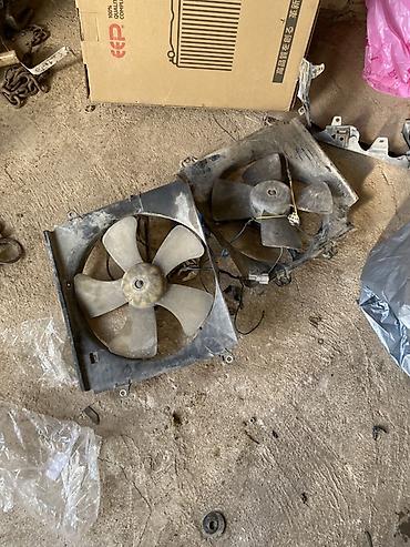 Toyota: Toyota Corolla: 1998 г., Седан — 9