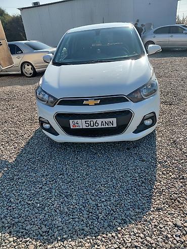 lada 21099: Chevrolet Spark: 2017 г., 0.1 л, Автомат, Бензин, Хэтчбэк — 2
