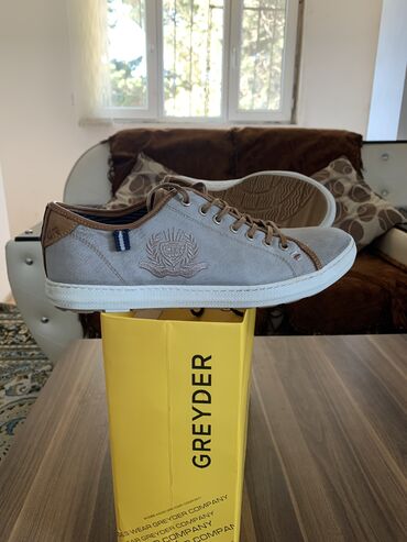 Krasofkalar və idman ayaqqabıları: GREYDER100% İçindəki altlığı dəri, bağları dəri, qırağ tikilişi dəri -da lalafo.az — 12 Krasofkalar və idman ayaqqabıları: GREYDER100% İçindəki altlığı dəri, bağları dəri, qırağ tikilişi dəri — 12