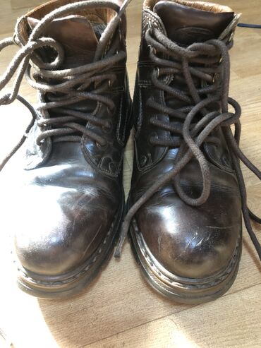 сапоги мужские зимние: Продаю ботинки чистая кожа Размер 43 Оригинал Тел