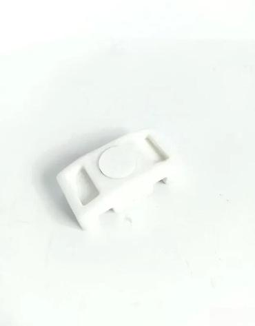 Proizvodi od rolovanog metala, metalni kanali: Panelna ograda 3d boja bela ral 9010. Panelna ogradafence system — 10