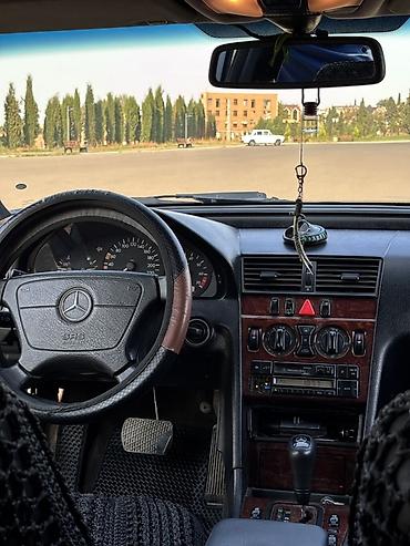 ije motor: Mercedes-Benz C-Class: 1.8 l | 1999 il Universal — 6