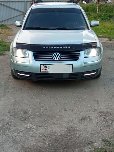 Volkswagen: Volkswagen : 2001 г., 2 л, Автомат, Бензин, Седан