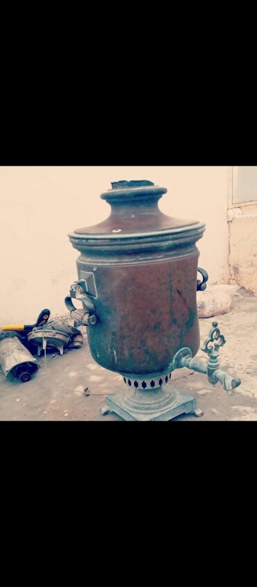 krant satisi: Od Samovar, 10-dan çox l