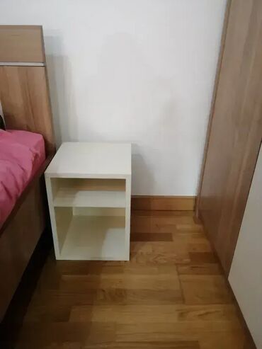 Furniture: Noćni Ormarić 15 Materijal: Univer debljine 18mm u Pamuk Bež dekoru