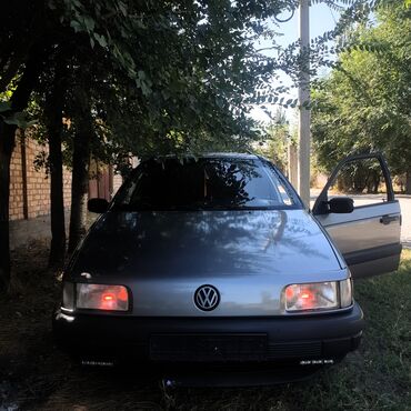 Volkswagen: Volkswagen Passat CC: 1990 г., 1.8 л, Механика, Бензин, Универсал