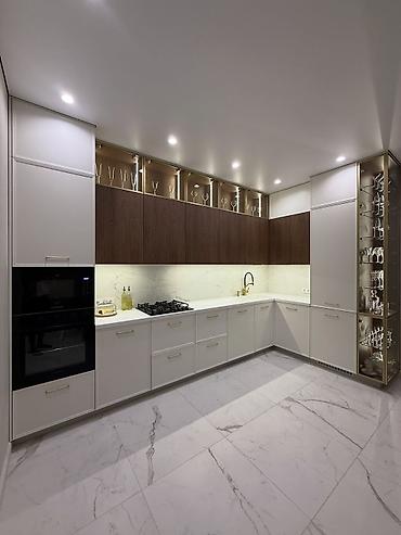 quxna mebili: Müasir dizaynlı L formalı mətbəx mebeli komplekti - Üslub: Minimalist — 1