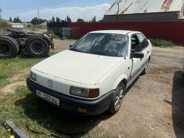 авто из кореи в наличии в бишкеке: Volkswagen Passat: 1991 г., 1.8 л, Механика, Бензин, Седан