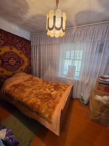 Үйлөрдү сатуу: 3 бөлмө, 50 м², 8 соток, Сокулук, Менчик ээси — 6