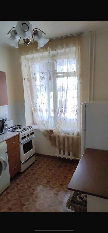 Батирлерди ижарага берүү: Сдаю 1 комнатную квартиру, МосСовет, 4/5, не угловая, кирп, все — 2