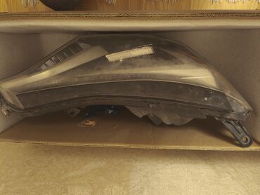 Faralar: Sağ, Yaxın və uzaq vuran işıqlar Toyota, 2016 il, Orijinal, ABŞ, İşlənmiş -da lalafo.az — 3 Faralar: Sağ, Yaxın və uzaq vuran işıqlar Toyota, 2016 il, Orijinal, ABŞ, İşlənmiş — 3