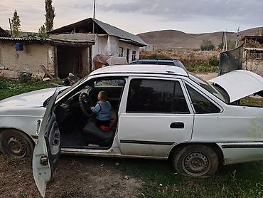 daewoo musso: Daewoo Nexia: 1998 г., 1.5 л, Механика, Седан — 4