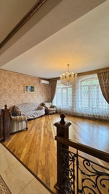 дом бишкек: 🏡 Продаётся особняк в центре Бишкека 📍 Панфилова / Жибек Жолу 📐 311 — 2