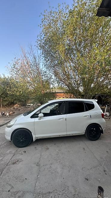 тюнинг мото: Honda Fit: 2003 г., 1.5 л, Вариатор, Бензин, Хэтчбэк — 3