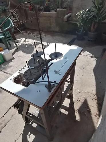 Industrijske šivaće mašine: Industrijska šivaća mašina sa postoljem i radnim stolom - Teški — 8