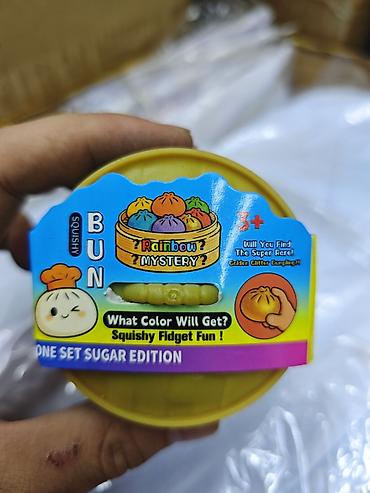 pop it: Игрушка-антистресс Squishy Bun “Rainbow Mystery” (One Set Sugar — 1