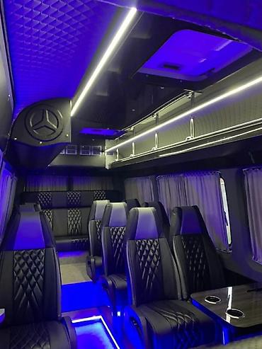 w210 e320: Пассажирский микроавтобус Mercedes-Benz Sprinter — люксовая — 1