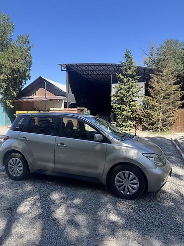 накидка на ист: Toyota Ist: 2003 г., 1.5 л, Автомат, Бензин, Хэтчбэк — 2
