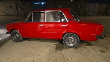 VAZ (LADA): VAZ 2106, klassik sedan Xüsusiyyətlər: - Kuzov: 4 qapılı sedan — 3