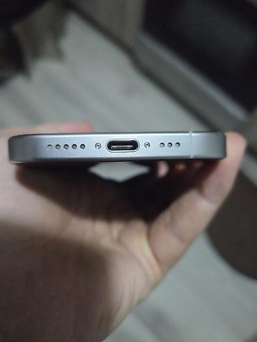 iphone 13 pro islənmis: IPhone 15 Pro, 128 GB, White Titanium, Simsiz şarj — 4