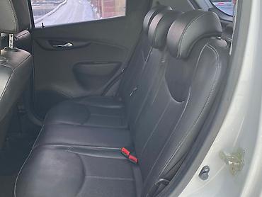 Chevrolet: Chevrolet Spark: 2018 г., 1 л, Вариатор, Бензин, Хэтчбэк — 13