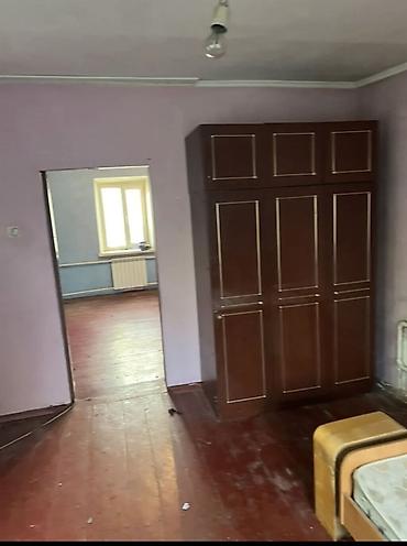 Продажа коттеджей и домов: Продается дом (55кв.м2) в Маевке. (первомайский район). В доме — 8